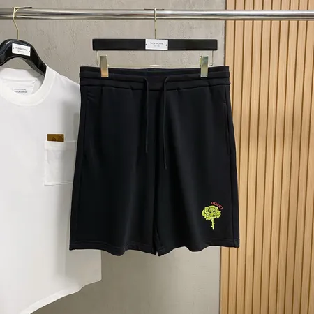 グッチ ショートパンツ