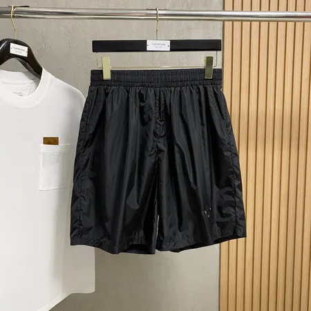 プラダ ショートパンツ