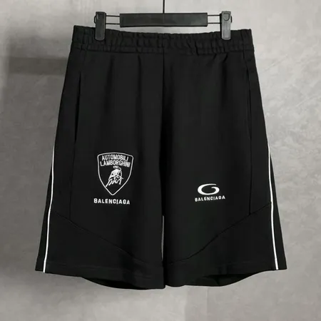 セリーヌ ショートパンツ