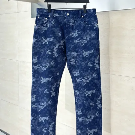 グッチ ジーンズ