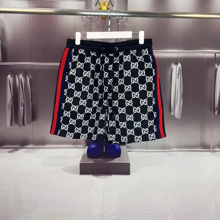 グッチ ショートパンツ