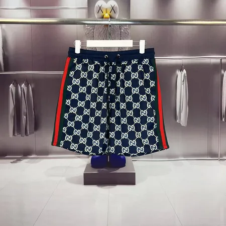 グッチ ショートパンツ