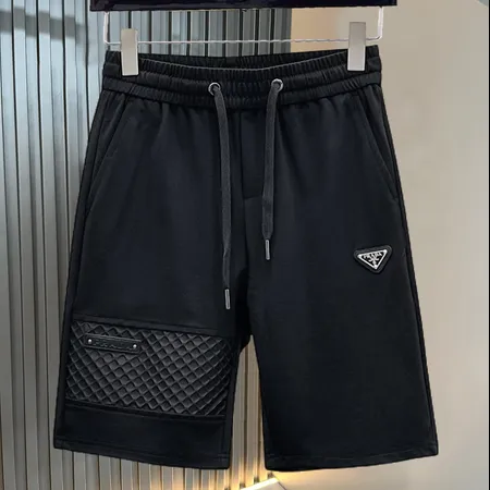 プラダ ショートパンツ