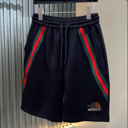 グッチ ショートパンツ