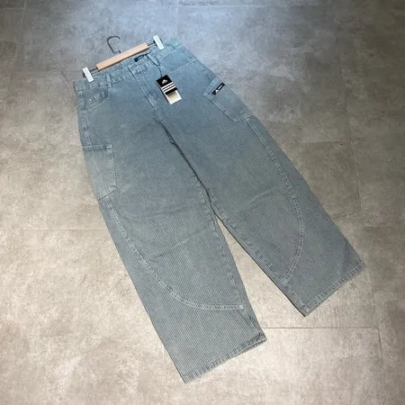 アディダス ジーンズ