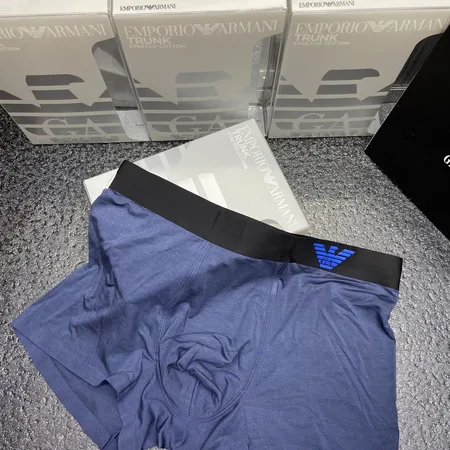 ヴァレンティノ パンツ