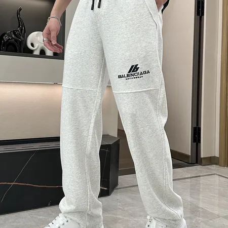 バレンシアガ カジュアルパンツ