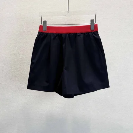 ステューシー ショートパンツ