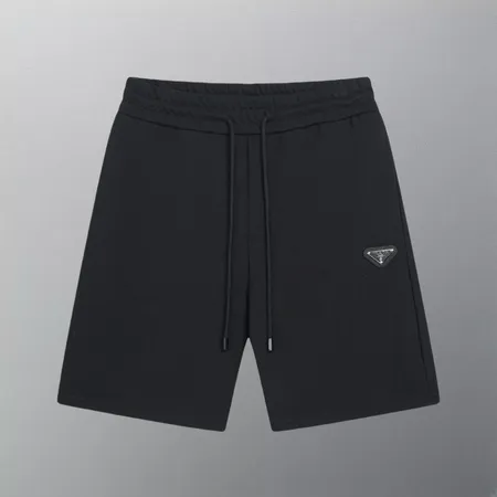 プラダ ショートパンツ