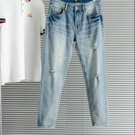 フェンディ ジーンズ