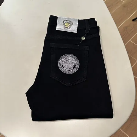 ヴェルサーチ ジーンズ