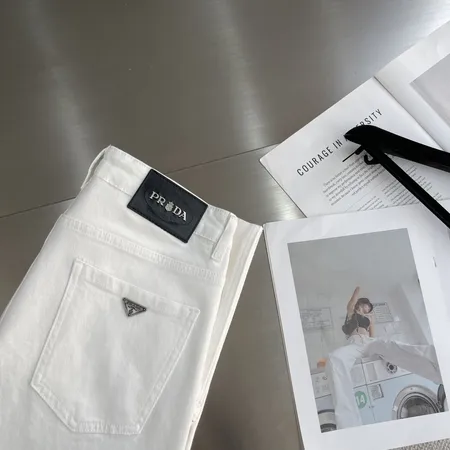 プラダ ジーンズ