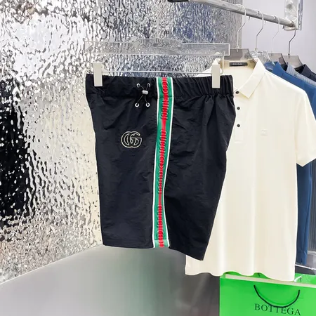 グッチ ショートパンツ