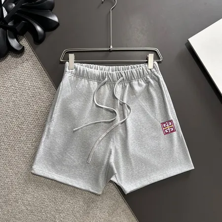 バレンシアガ ショートパンツ