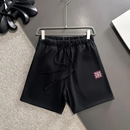 バレンシアガ ショートパンツ