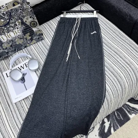 ロジェ・デュブイ ジーンズ