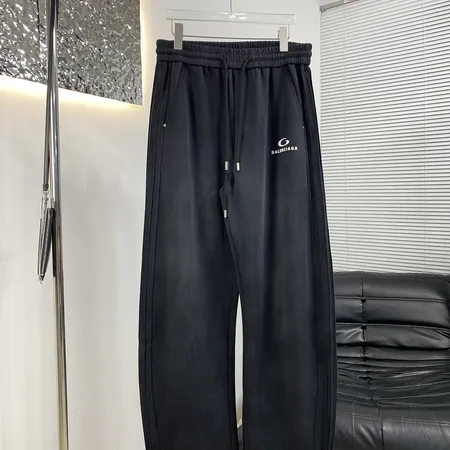 バレンシアガ カジュアルパンツ