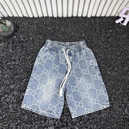 ルイヴィトン ショートパンツ