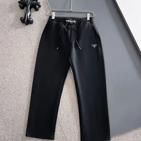 プラダ カジュアルパンツ