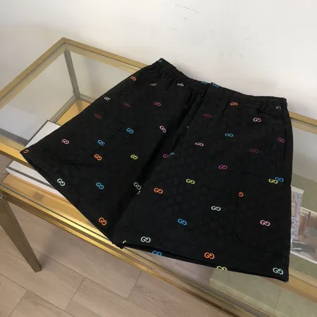 ルイヴィトン ショートパンツ