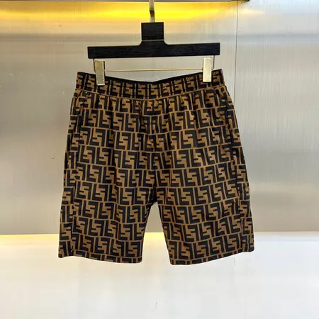 フェンディ ショートパンツ