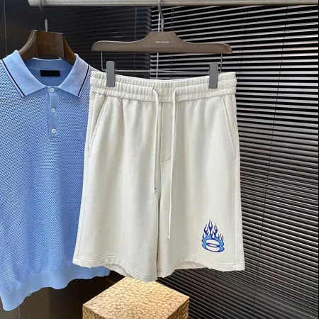 バレンシアガ ショートパンツ