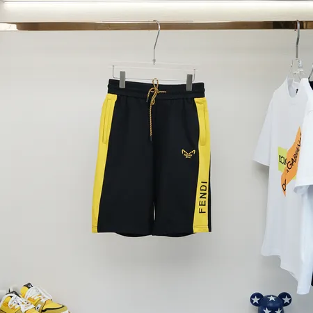 フェンディ ショートパンツ
