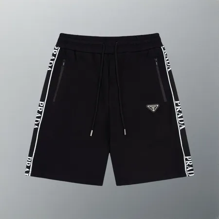 プラダ ショートパンツ