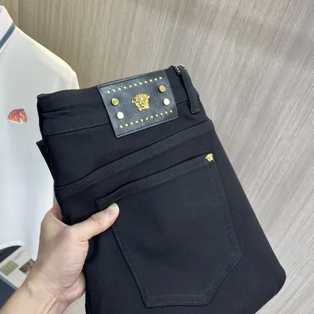 ヴェルサーチ ジーンズ