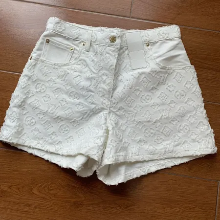 ルイヴィトン ショートパンツ