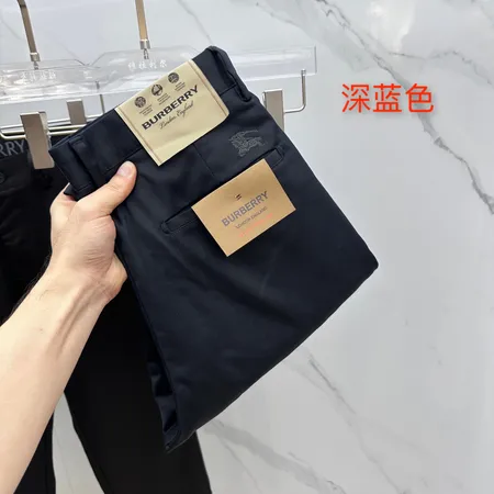 バーバリー ス カジュアルパンツ