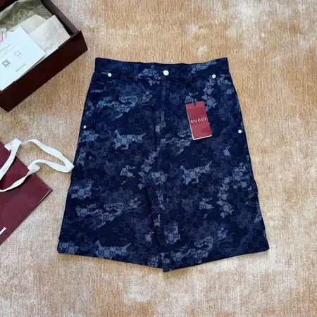 グッチ ショートパンツ