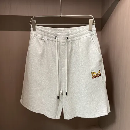 フェンディ ショートパンツ