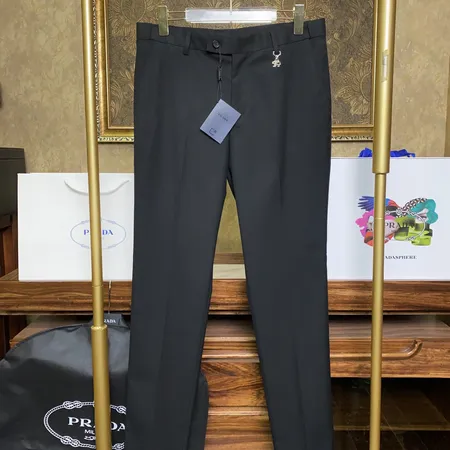 イブサンローラン カジュアルパンツ