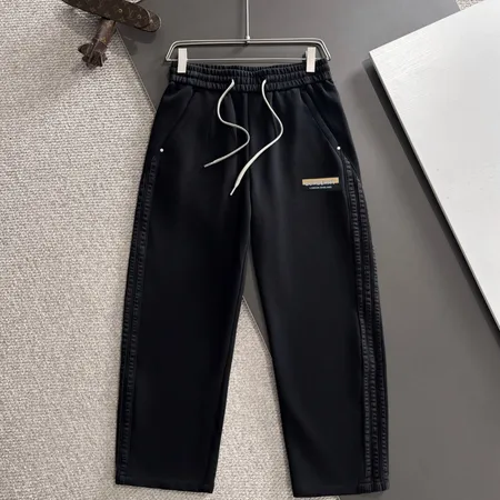 バーバリー ス カジュアルパンツ