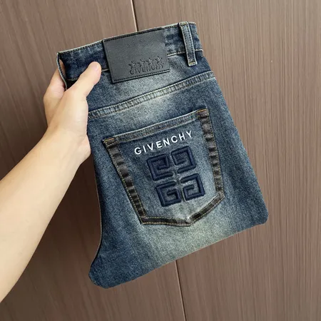 ジバンシィ ジーンズ