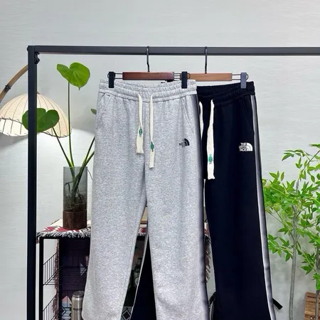 ノースフェイス カジュアルパンツ