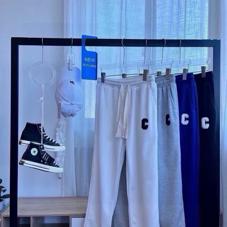 セリーヌ カジュアルパンツ