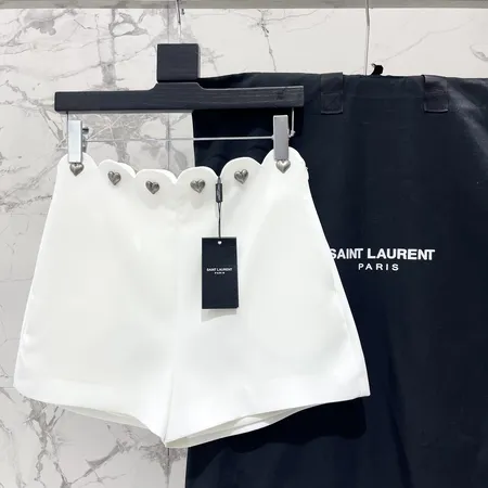 イブサンローラン ショートパンツ