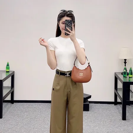 セリーヌ カジュアルパンツ