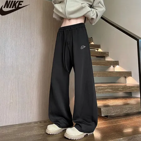 ナイキ カジュアルパンツ