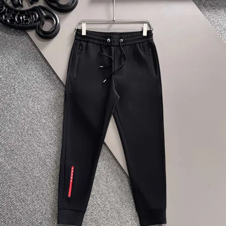 プラダ カジュアルパンツ