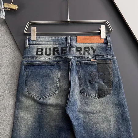 バーバリー ス ジーンズ