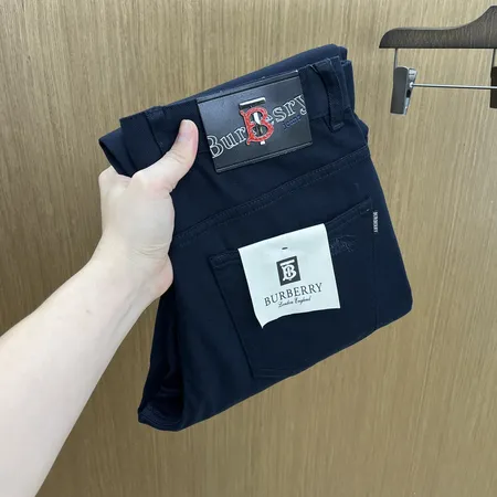 バーバリー ス カジュアルパンツ