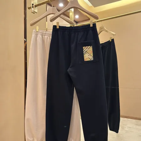 バーバリー ス カジュアルパンツ