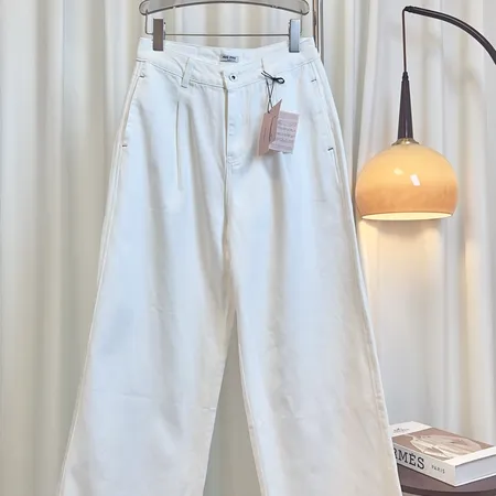 フェラガモ ジーンズ