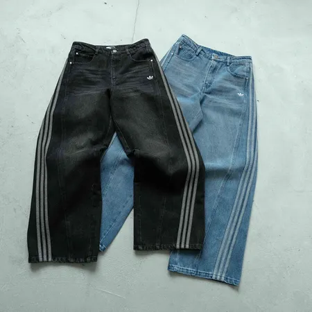 アディダス ジーンズ