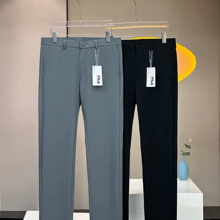 フィラ カジュアルパンツ