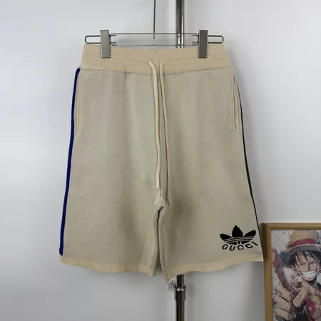 グッチ ショートパンツ