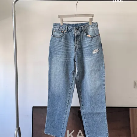ナイキ ジーンズ